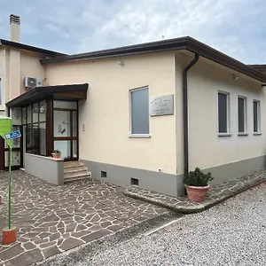 Casa Dei Nonni Apartment
